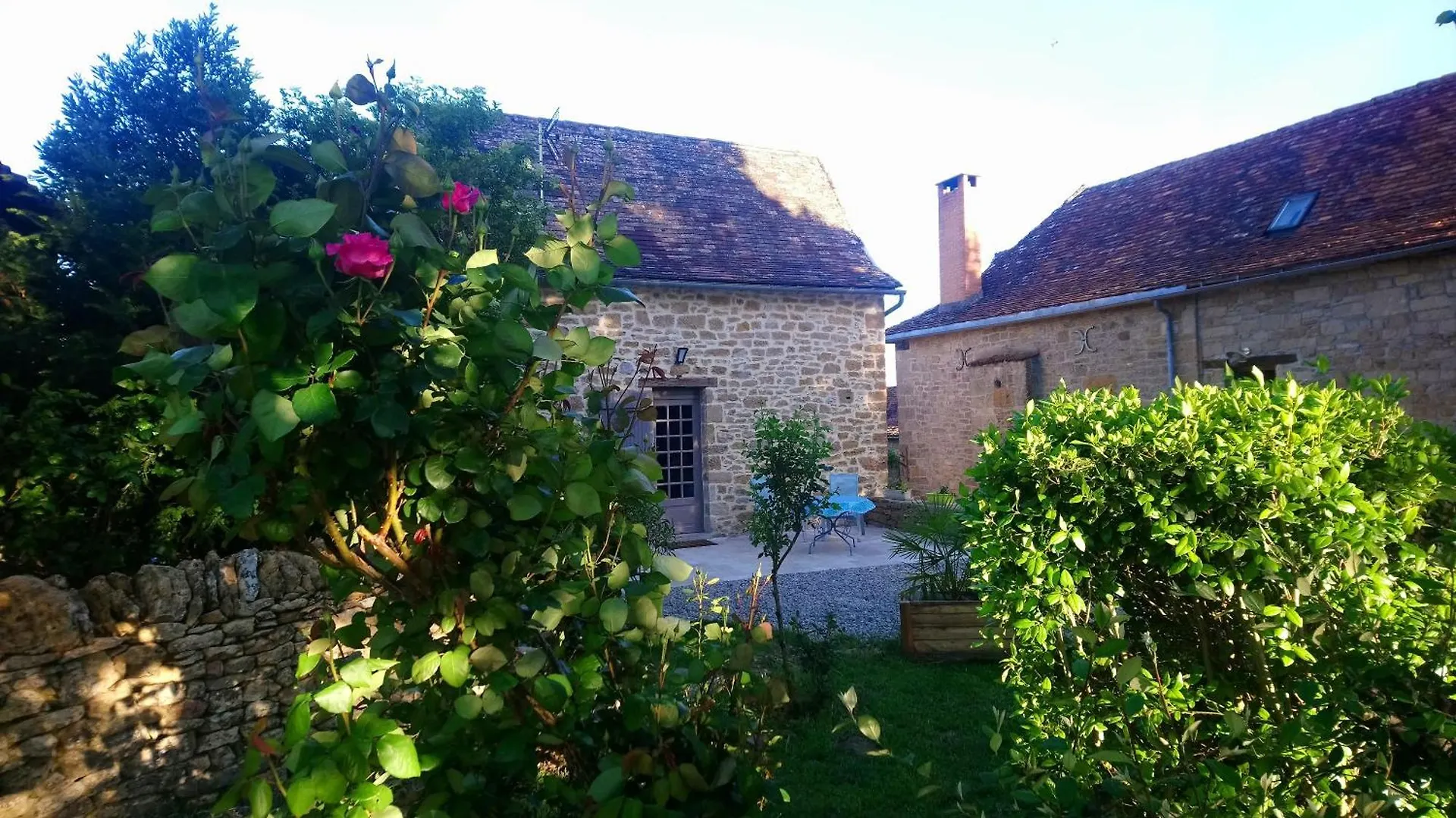 Gite De Camboulit